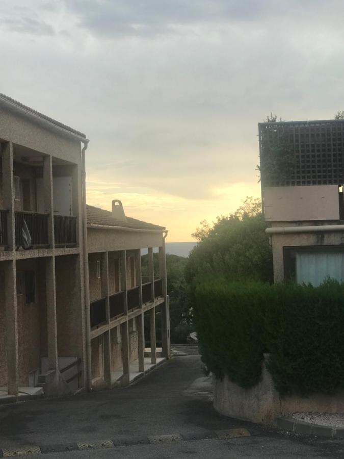 Studio 2 Adultes 2 Enfants Sanary Sur Mer A 800M De La Mer Kültér fotó